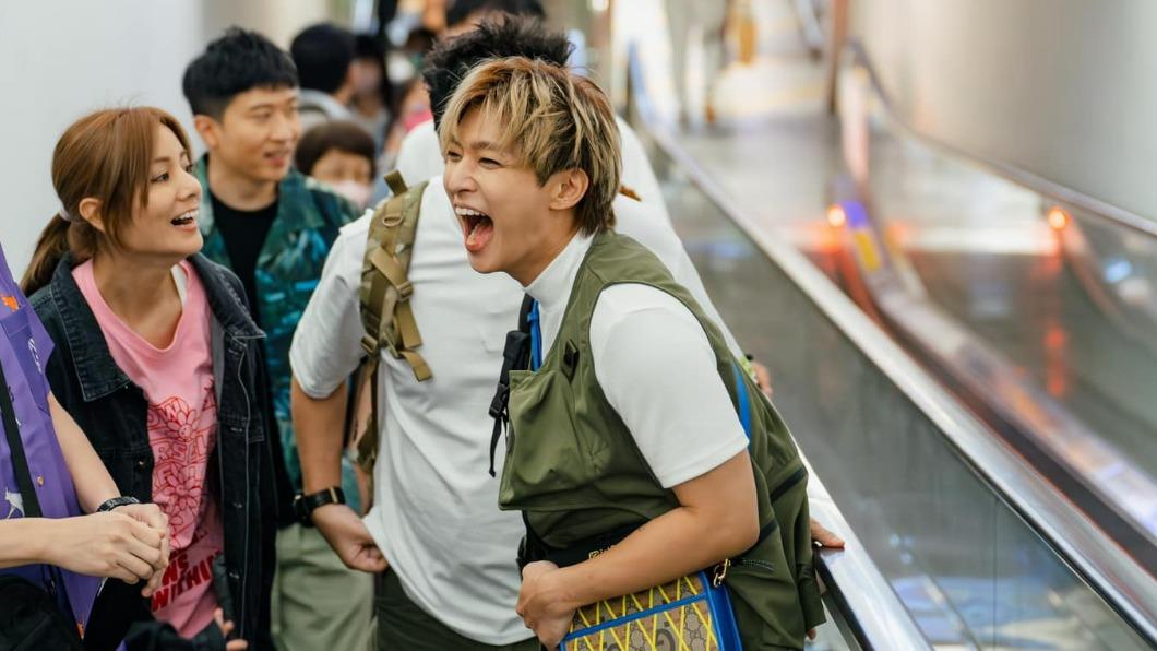  炎亚纶 